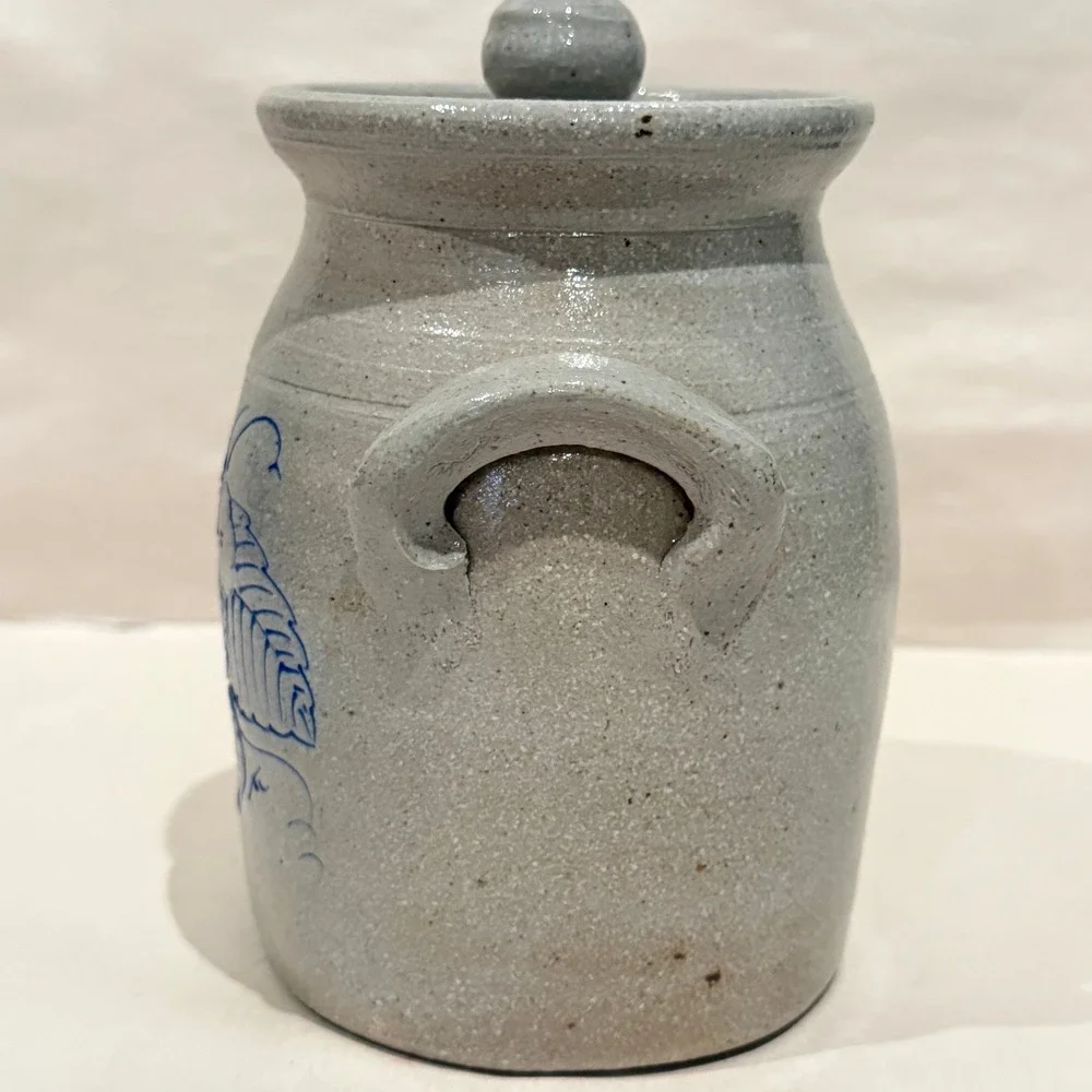 HTF Salmon Falls 1989 Lidded Handled Crock Jar Strawberry Signed Crayton-Ackley